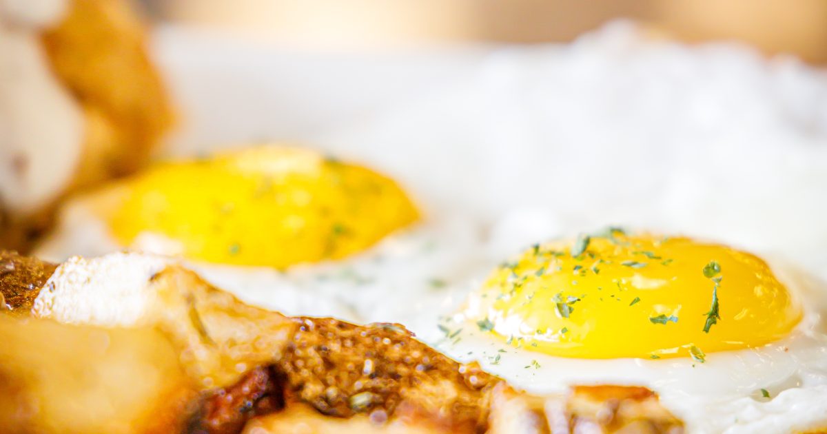 Explore top brunch destinations in Elk Grove for an unparalleled culinary journey.