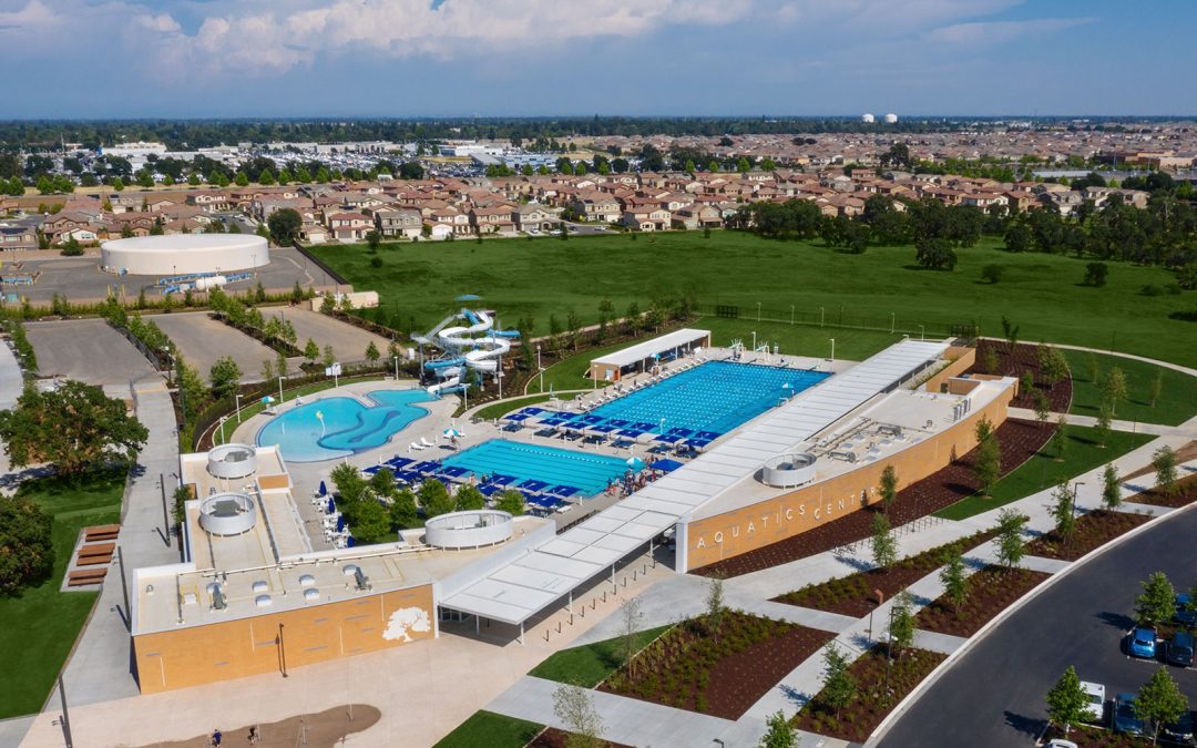Splash Pad and Recreation Pools at Elk Grove Aquatics Center